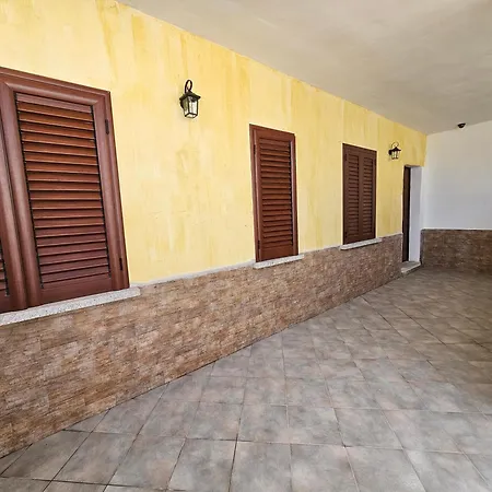 Residenza Il Filo אורוסיי